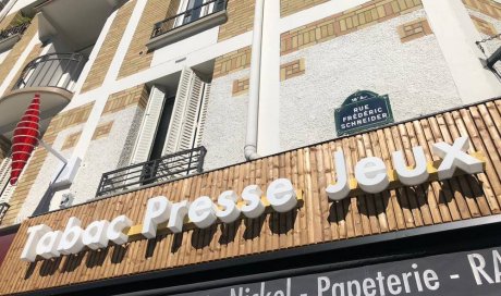 Lettre box en 3D lumineuse à Paris - PRAZDO